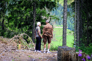Senior Traveling